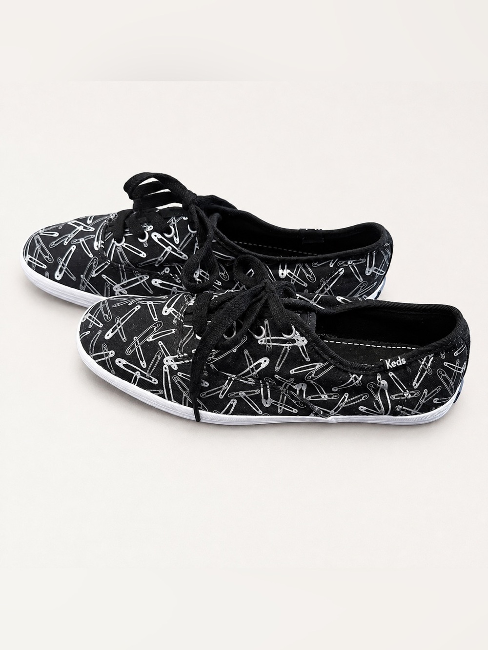 Keds Women’s Size 9 Black Safety Pin Print Canvas Lace Up Sneakers